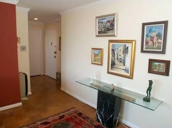 4201 Lee Hwy APT 601, Arlington, VA 22207