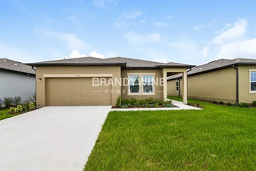 1574 Effra Way Photo 1
