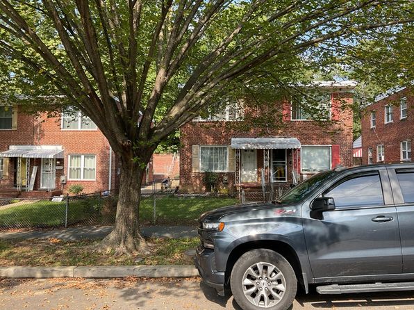 1525 Fort Dupont St SE