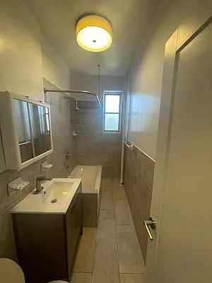 Rented by Chana Ofek, LREB | media 11