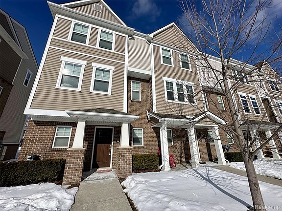 3rd image of 2500 Normandy Rd Unit 69