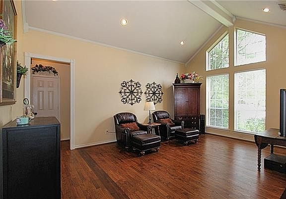5th image of 225 Penuel Dr