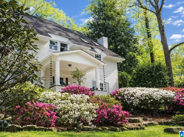 3665 Brookwood Rd, Birmingham, AL 35223