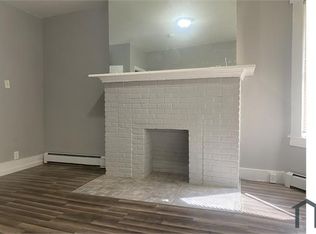126 N 14th St APT 1, East Orange, NJ