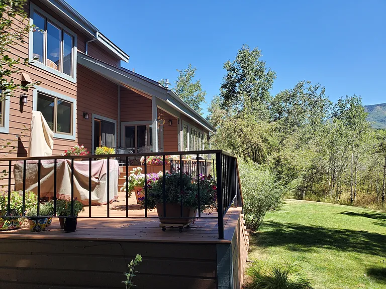 210 Valverdant Ct — Photo 25
