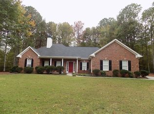 83 James Rd, Cartersville, GA 30120