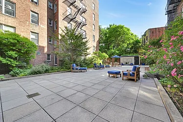 Rented by Christie's International Real Estate Group, LLC