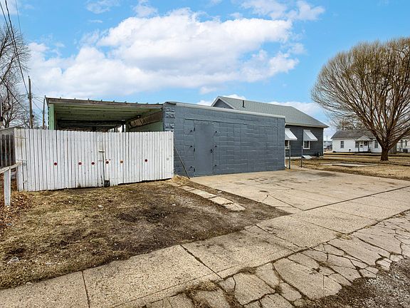 3rd image of 1624 Avenue C