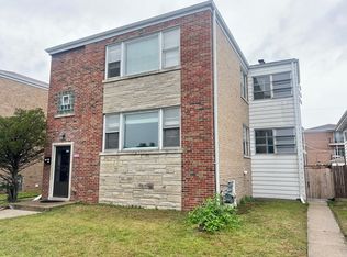 5032 Crain St, Skokie, IL 60077