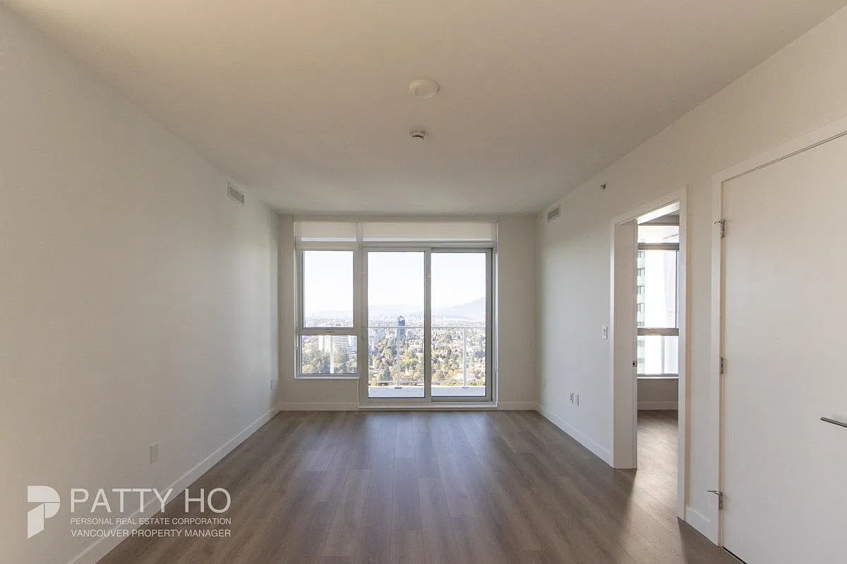 3 bed, 1200 sqft, $4,000 — Photo 3