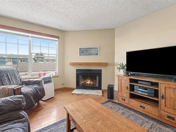 5706 W Asbury Place #202, Lakewood, CO 80227