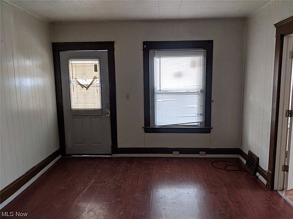 2nd image of 3135 W 58th St