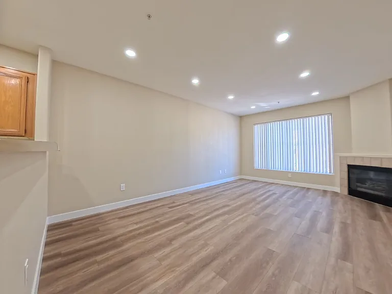 7151 S Durango Dr #213 — Photo 6