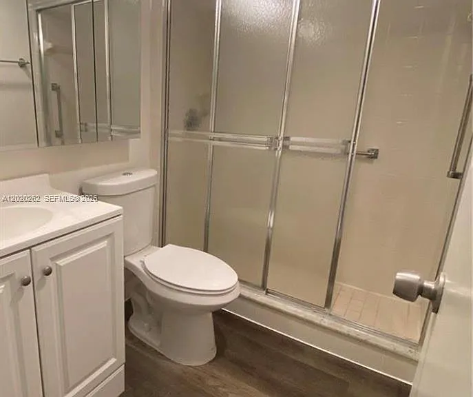 335 Brighton Dr E #335-H — Photo 6