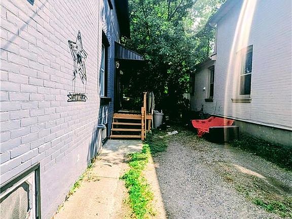 5th image of 81 Grey St