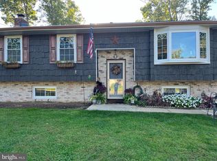 1605 Pin Oak Rd, Williamstown, NJ 08094