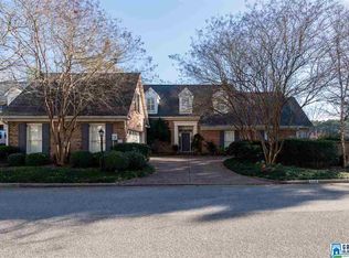 4649 S Lakeridge Dr, Birmingham, AL 35244
