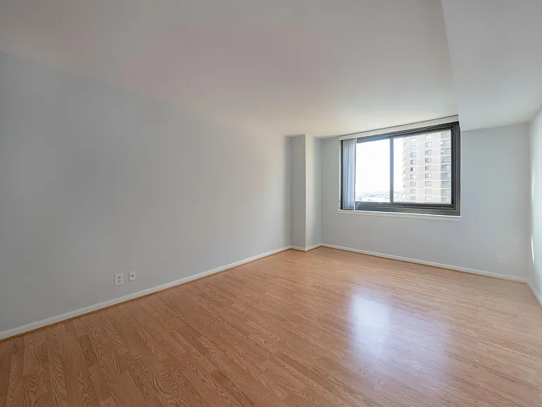 5501 Seminary Rd #1113S — Photo 20