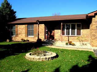 2205 Morcambe Bay Dr, New Lenox, IL 60451