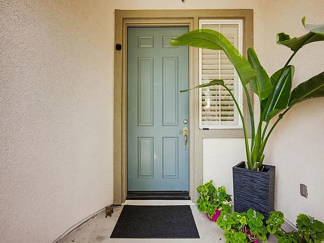 3238 Elysia St — Photo 7
