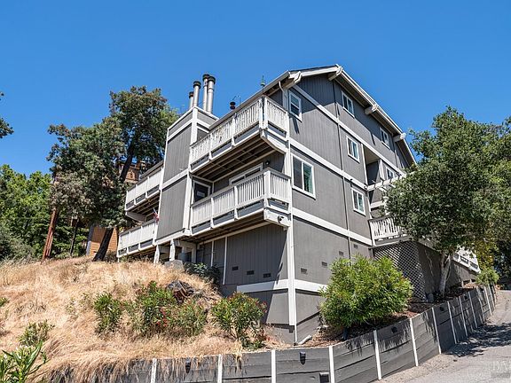 3rd image of 419 Prospect Avenue