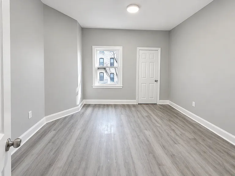 71 W Alpine St #21 — Photo 6