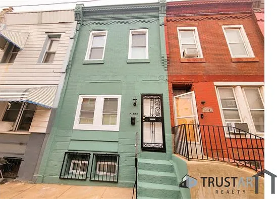2538 N Gratz St — Photo 3
