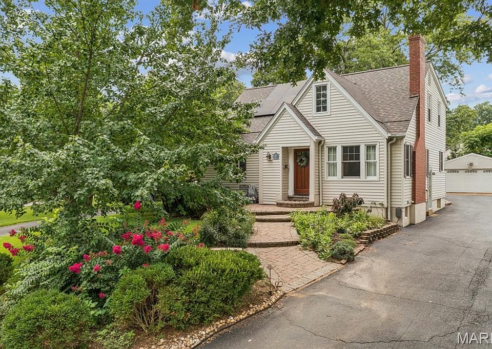 1st image of 703 Edwin Ave