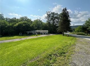 20 Engle Rd, Industry, PA 15052