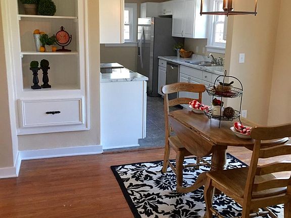Dining Room facing kitchen