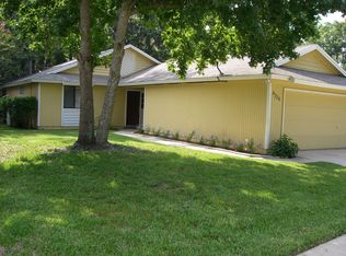 8228 Lake Woodbourne Dr W, Jacksonville, FL 32217