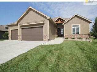 9522 Courtney Ave, Kansas City, MO 64138