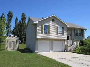 503 Hickory St, Pattonsburg, MO 64670