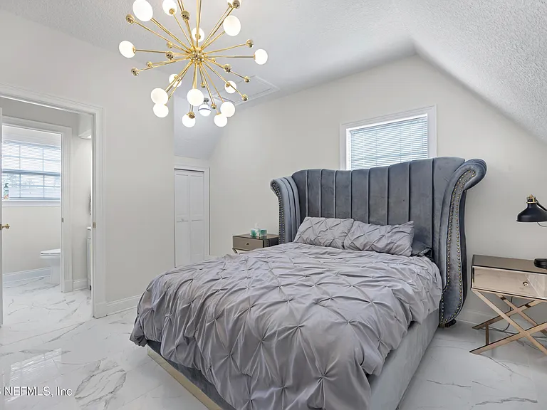 200 Sunstone Ct #GUEST HOUSE — Photo 21