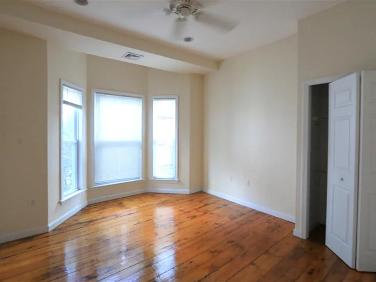 24 Tufts St #2 — Photo 18