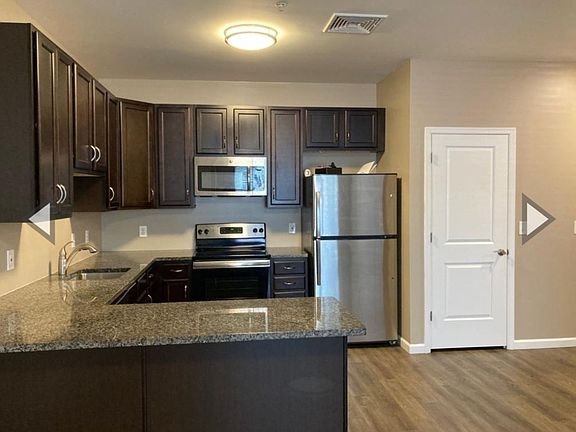2nd image of 1325 Chelsea Ave APT 308