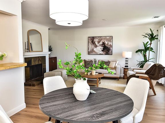 2nd image of 79 Scottsdale Way