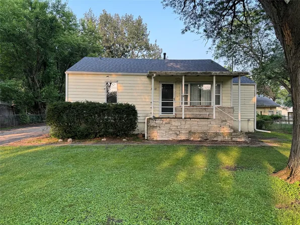 3419 E 37th St, Des Moines, IA 50317