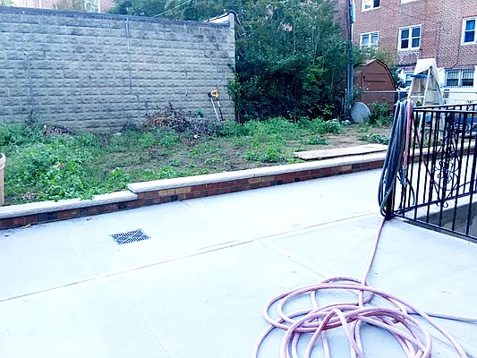 Rented by NY Space Finders Inc. | media 28