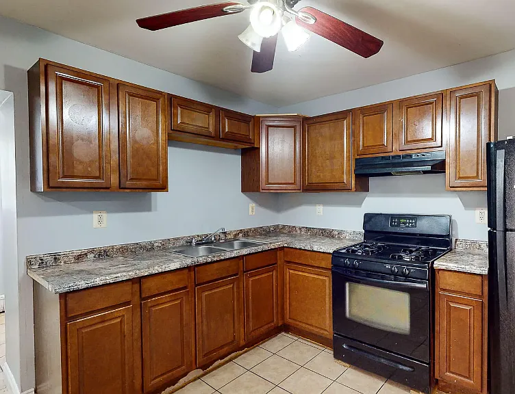 52 Bassett St #2 — Photo 3