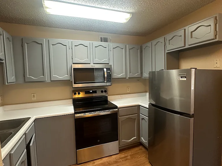 19221 San Marcos Hwy #B2 — Photo 10