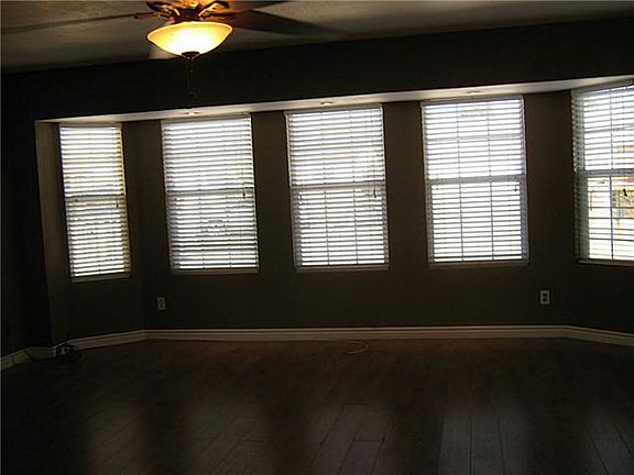 4th image of 10745 Opalstone St