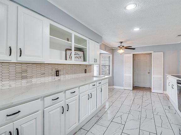 5th image of 5302 Heather Glen Dr
