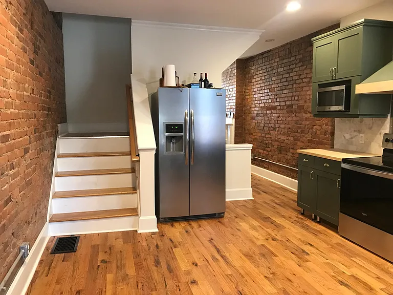 208 Dakota Ave #208 — Photo 10