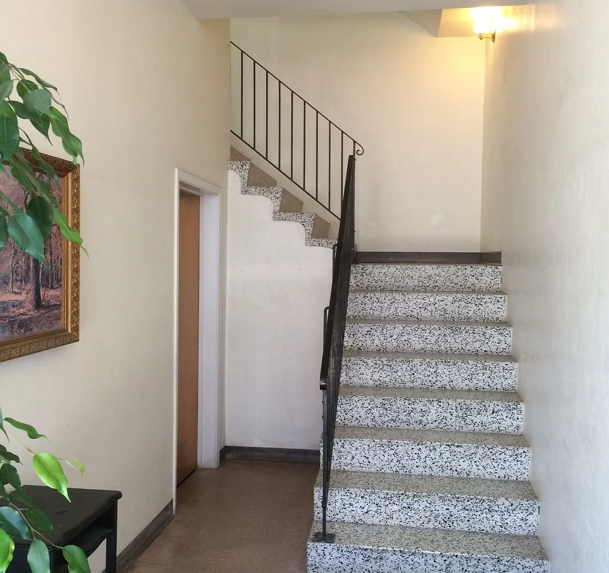 1 bed, 700 sqft, $3,400 — Photo 2