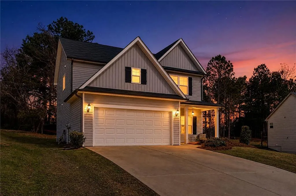 3 bed, 2.5 bath, 1790 sqft, $2,000 — Photo 1