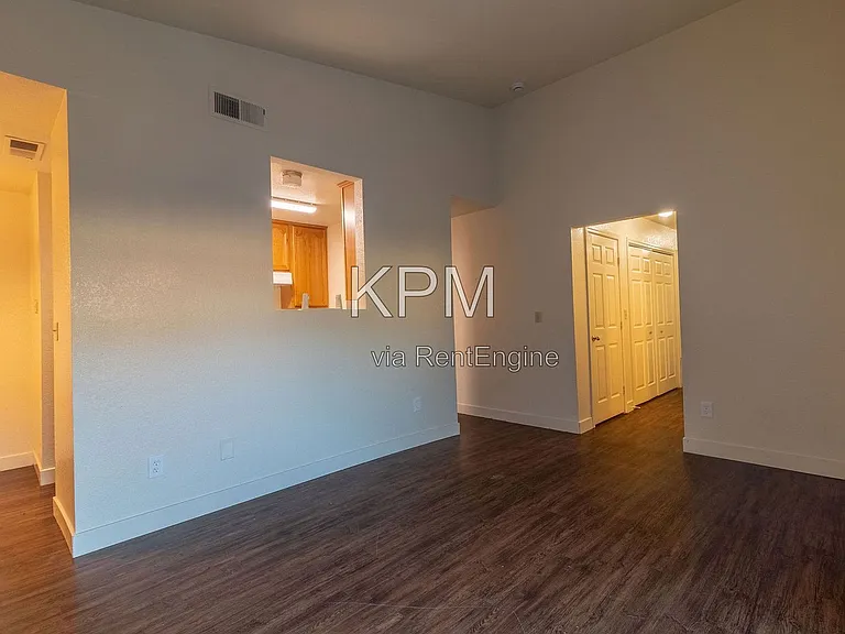 5562 Tree Swallow Ct — Photo 9