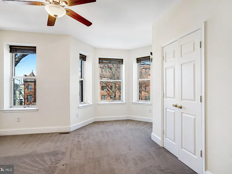 12 Rhode Island Ave NW — Photo 27