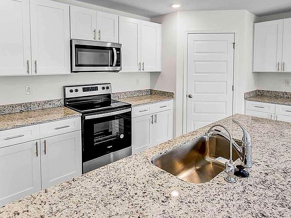 4th image of 368 W Gray Owl Dr