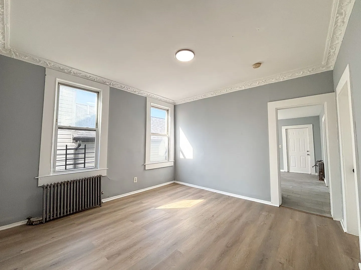 478 15th Ave — Photo 3